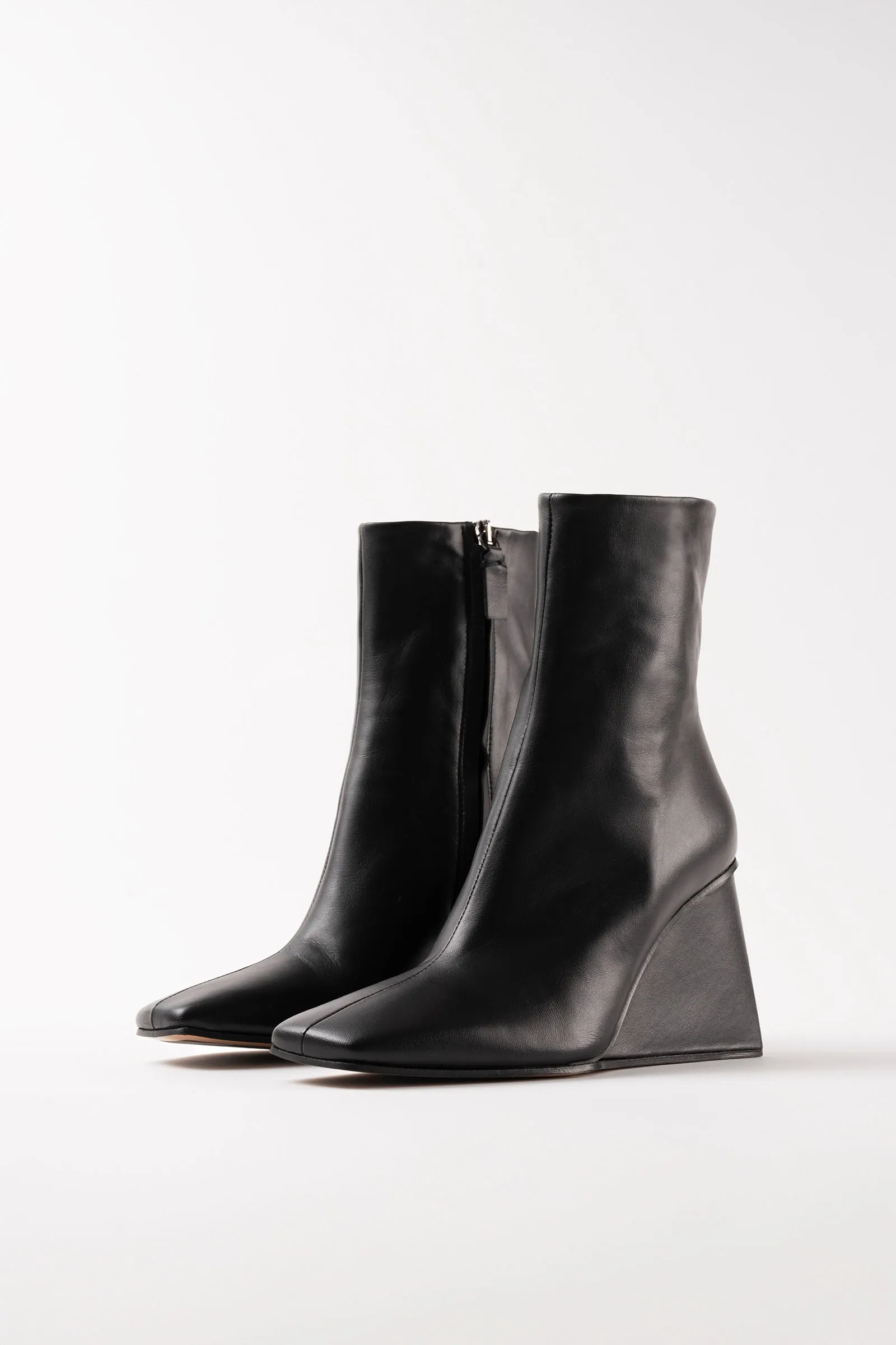 AKIRA - Black Leather Ankle Boots