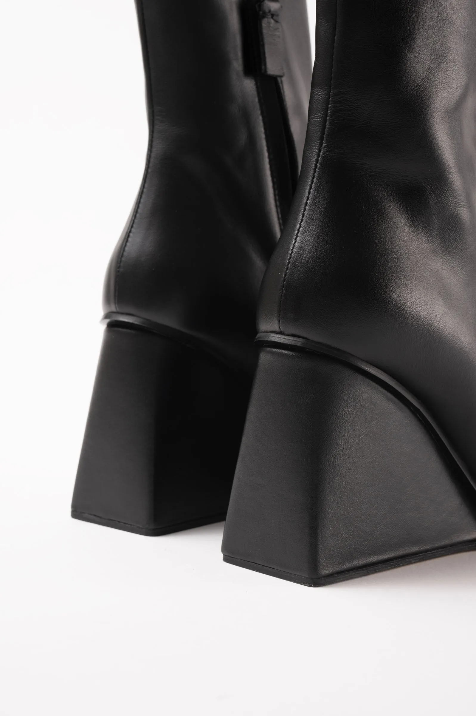 AKIRA - Black Leather Ankle Boots