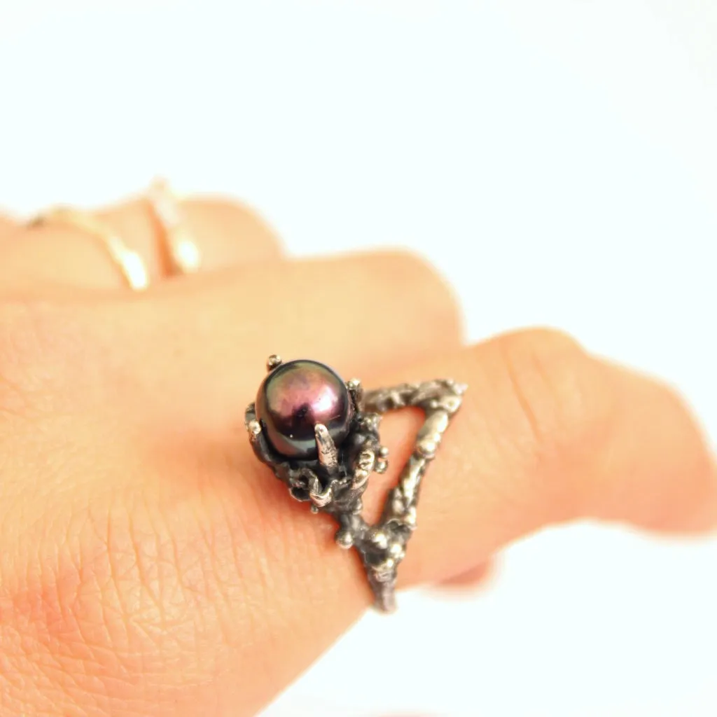 Black Pearl Ring