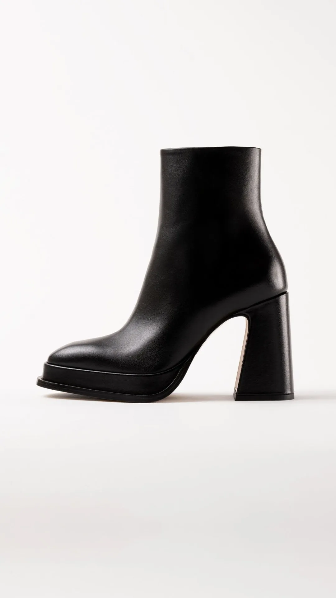 CHUECA - Black Leather Platform Boots