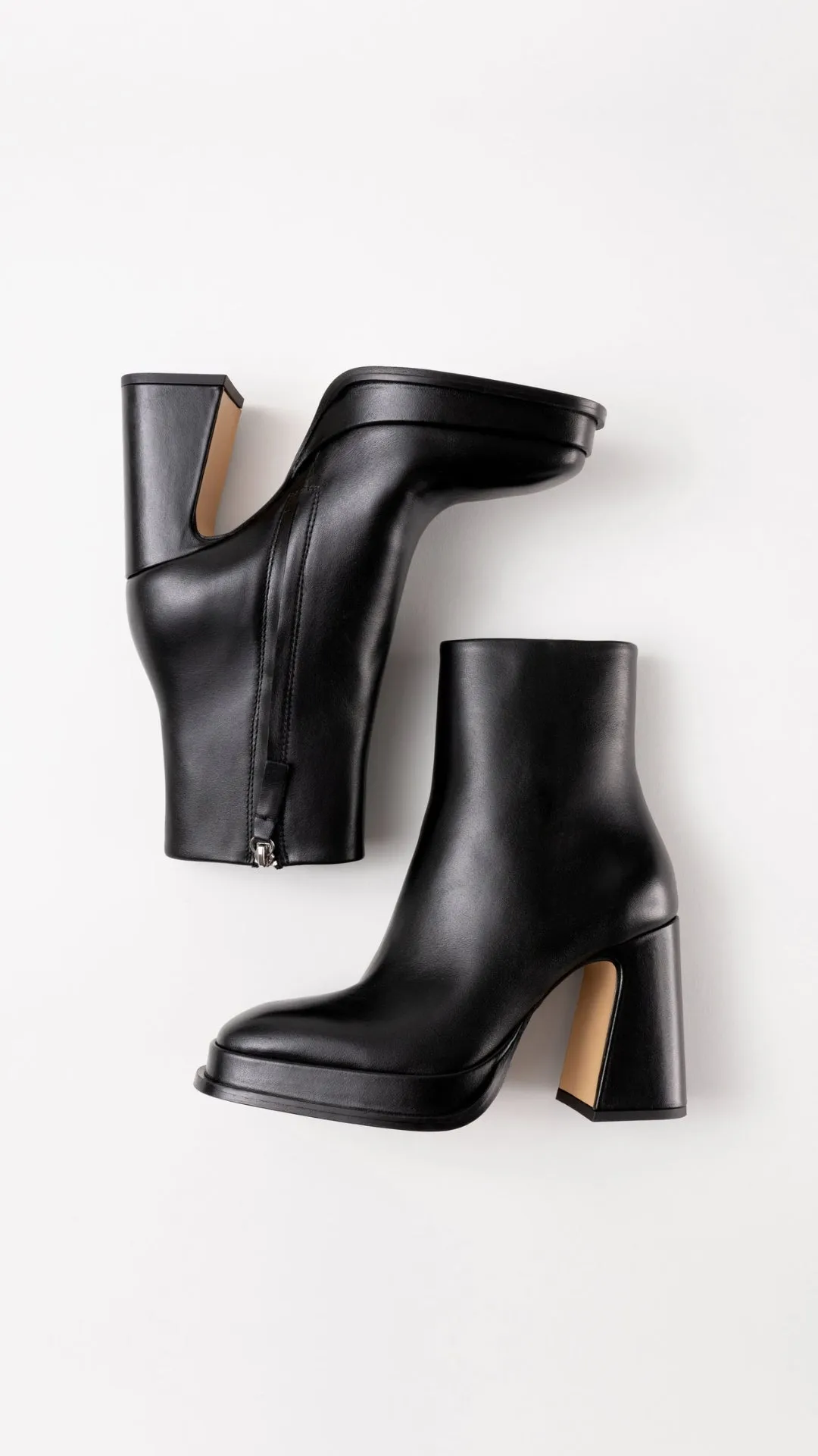 CHUECA - Black Leather Platform Boots