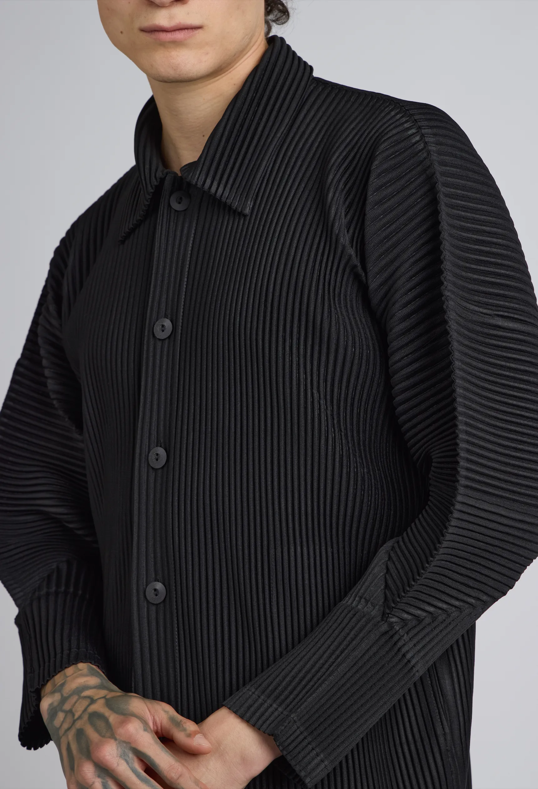 Mens Pleated Long Sleeve In Black