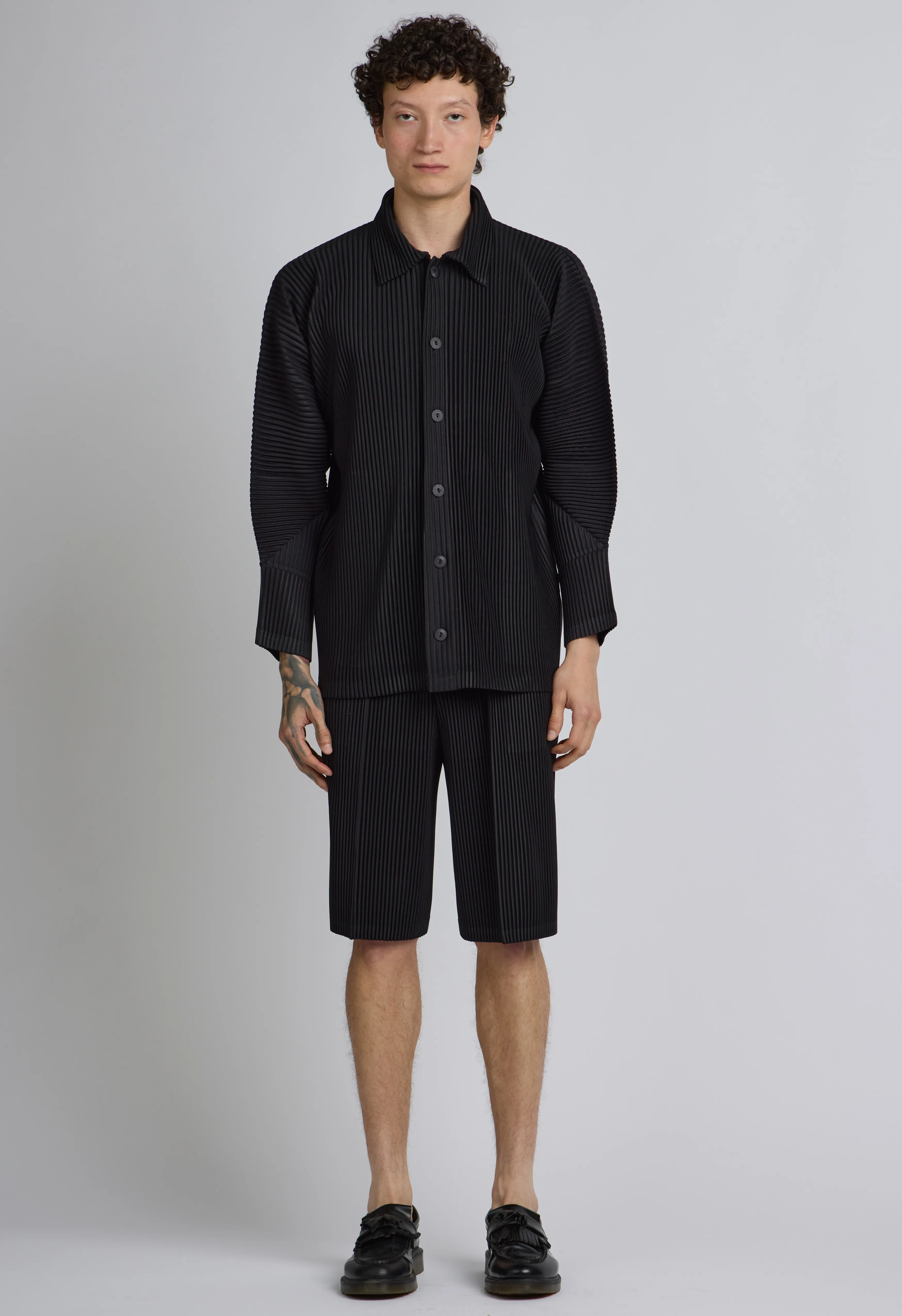 Mens Pleated Long Sleeve In Black