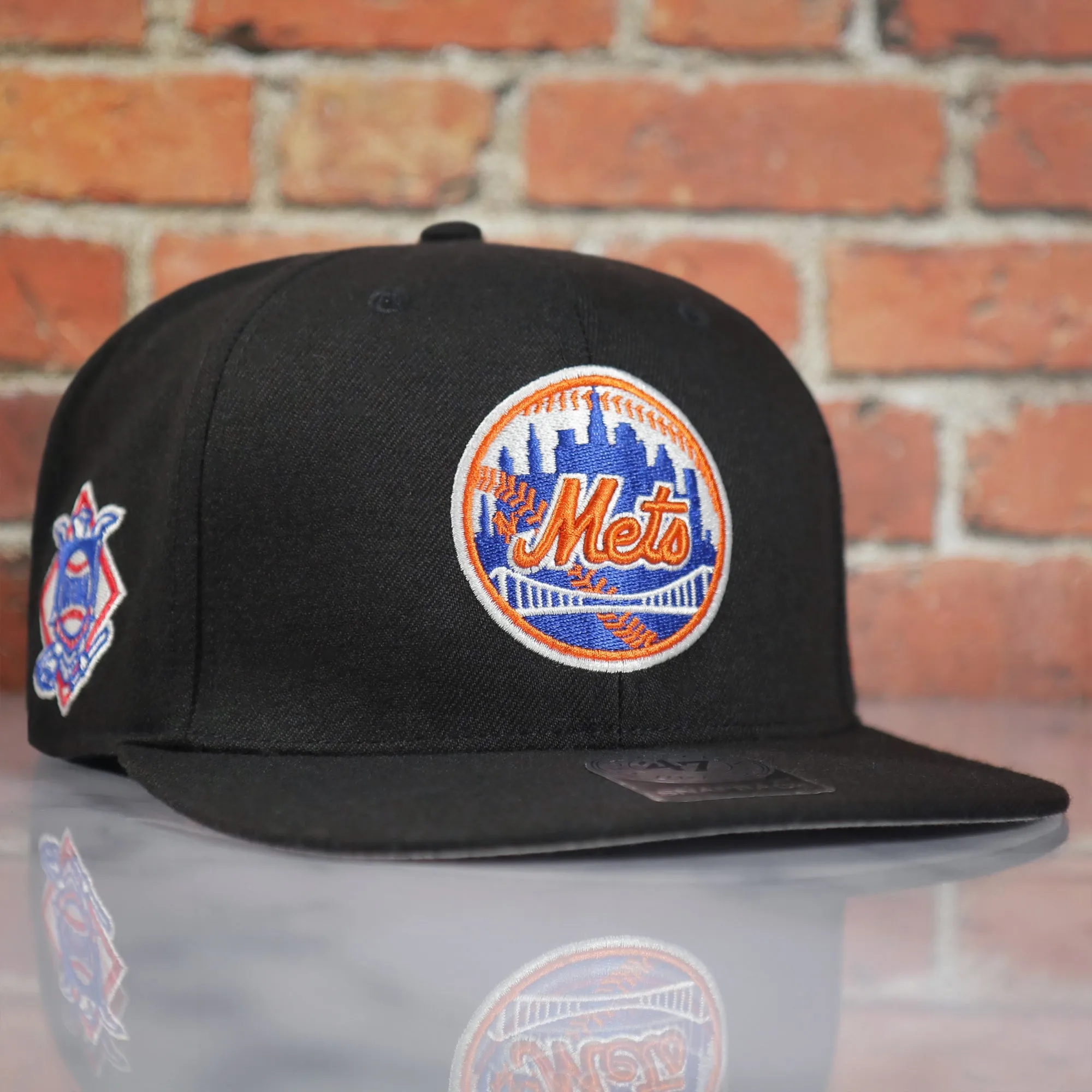 New York Mets Sure Shot Captain Side Patch Black Snapback | OSFM