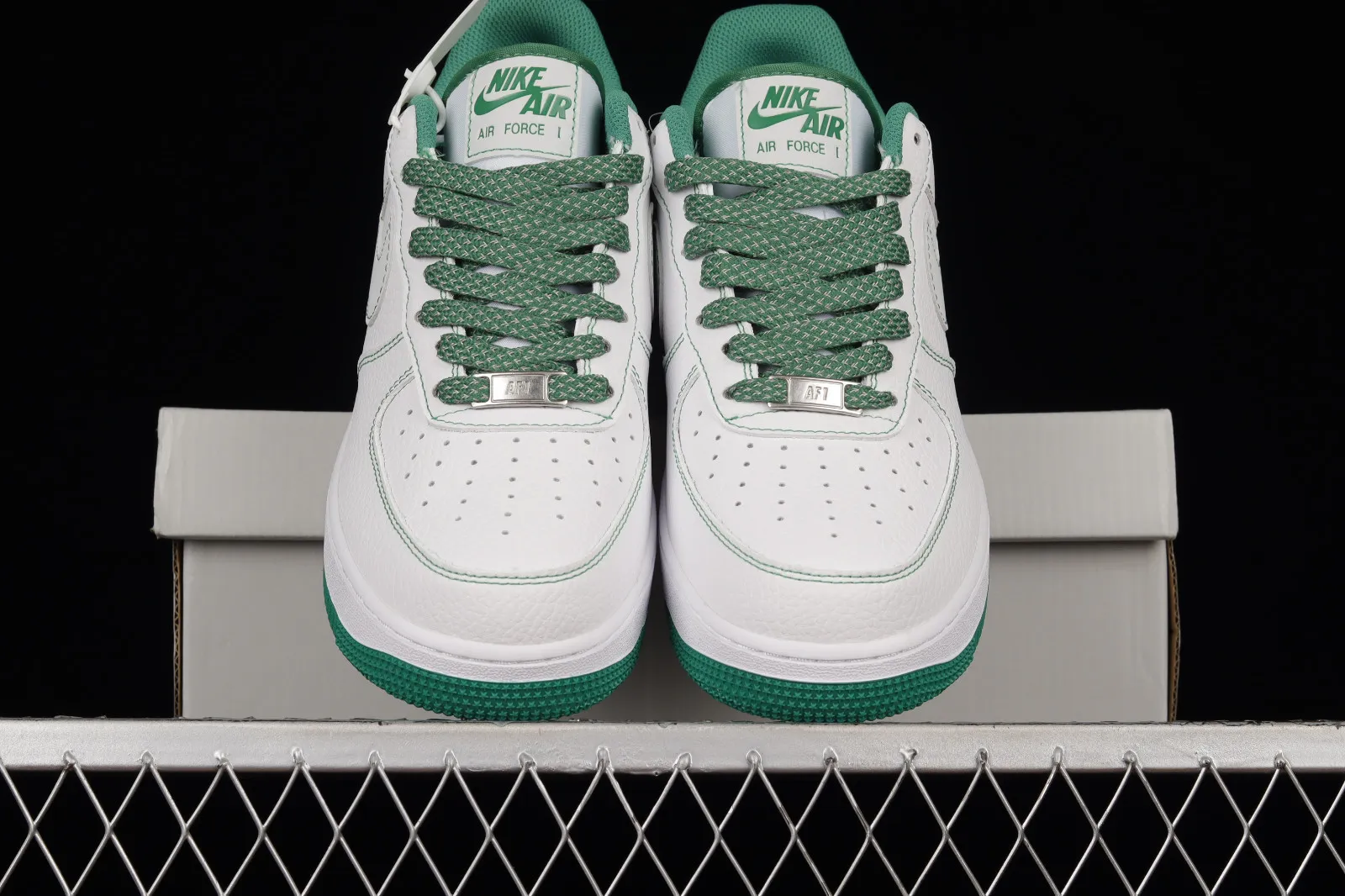 Nike Air Force 1 07 Low Gypsophila White Green CN2806-103