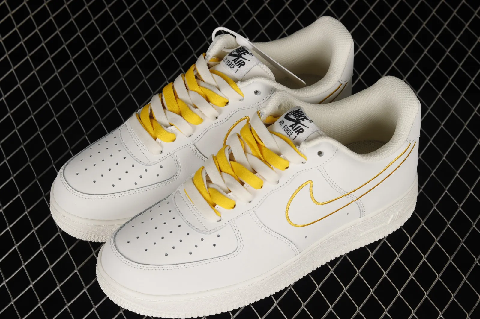 Nike Air Force 1 07 Low Rice White Yellow CL6326-168