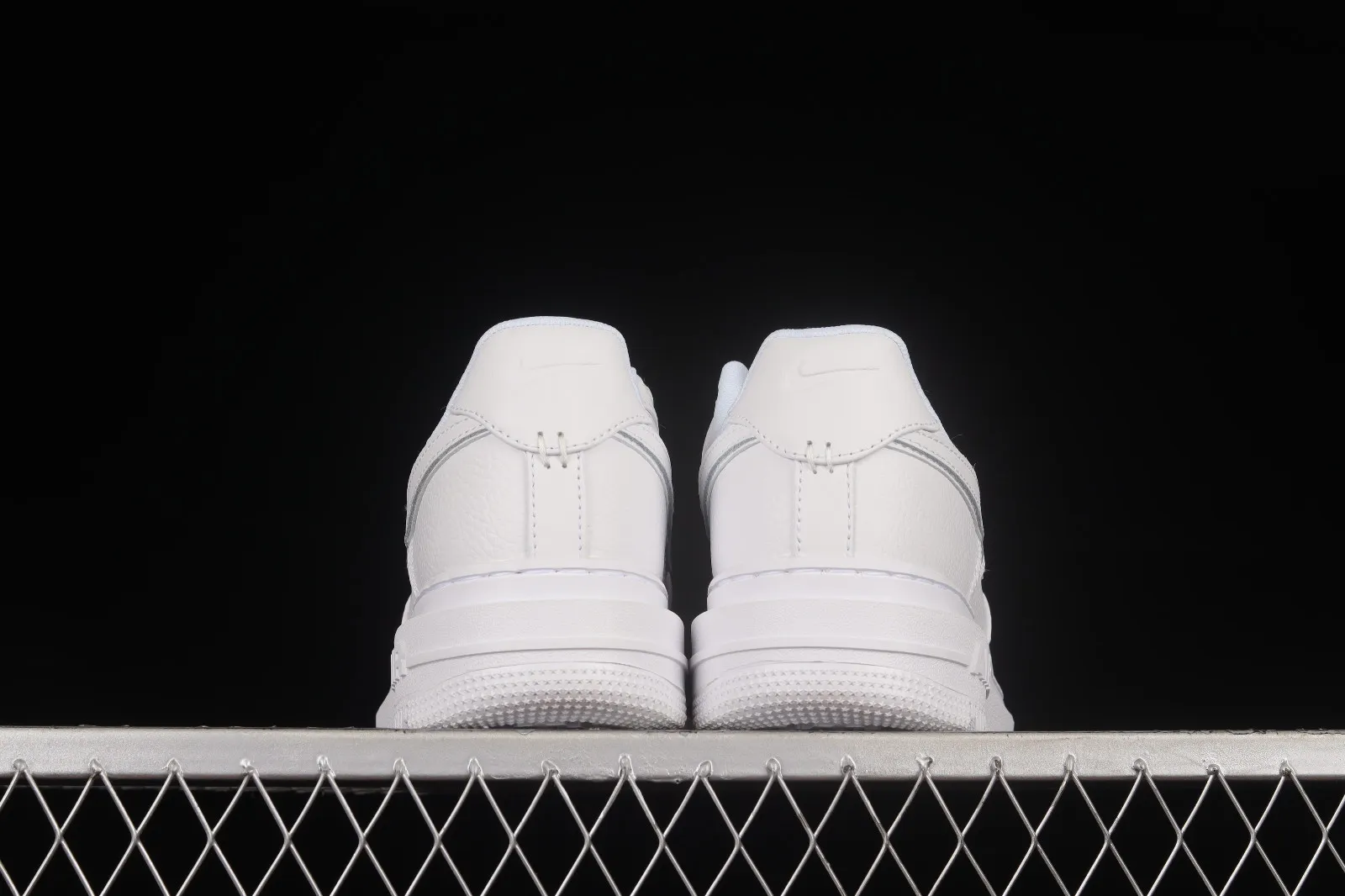 Nike Air Force 1 Luxe Triple White Summit White Shoes DB4109-201