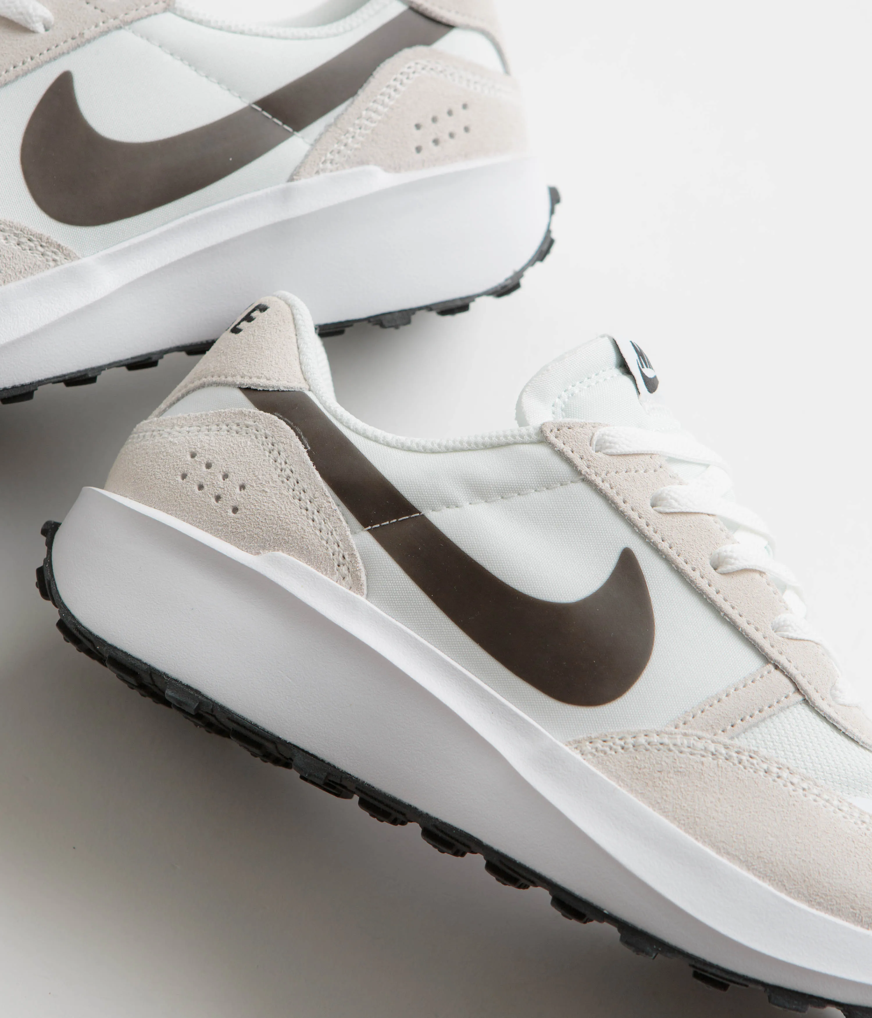 Nike Waffle Nav Shoes - White / Black - Phantom - Summit White