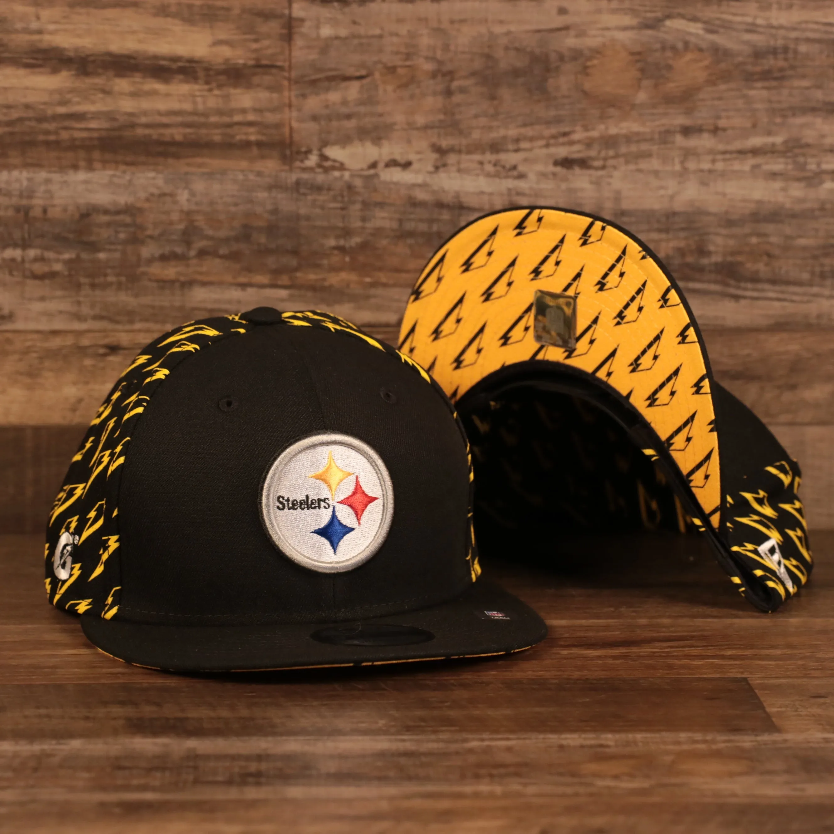 Pittsburgh Steelers x Gatorade Black 9Fifty Yellow Bottom Snapback